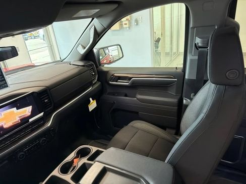 New 2026 Chevrolet Silverado 1500 LT w/ Safety Package AWD/4WD image 24