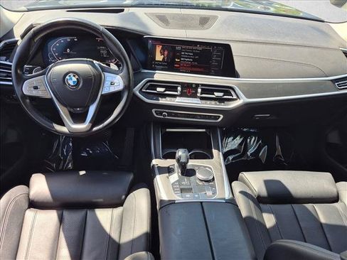Used 2022 BMW X7 xDrive40i w/ Premium Package AWD/4WD image 16