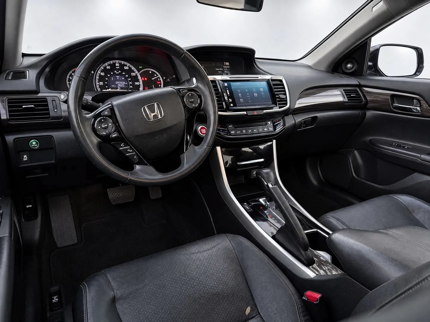 Used 2017 Honda Accord EX-L image 12