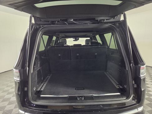 Certified 2024 Jeep Grand Wagoneer L Base image 28