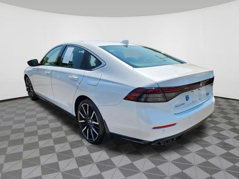 Certified 2023 Honda Accord Touring image 3