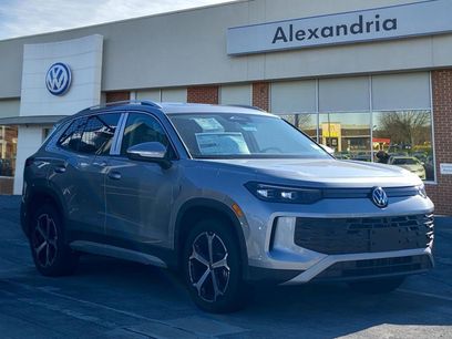 New 2025 Volkswagen Tiguan SE