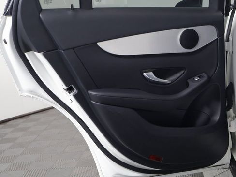 Used 2022 Mercedes-Benz GLC 300 image 13