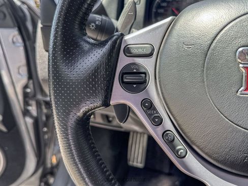 Used 2011 Nissan GT-R Premium AWD/4WD image 48