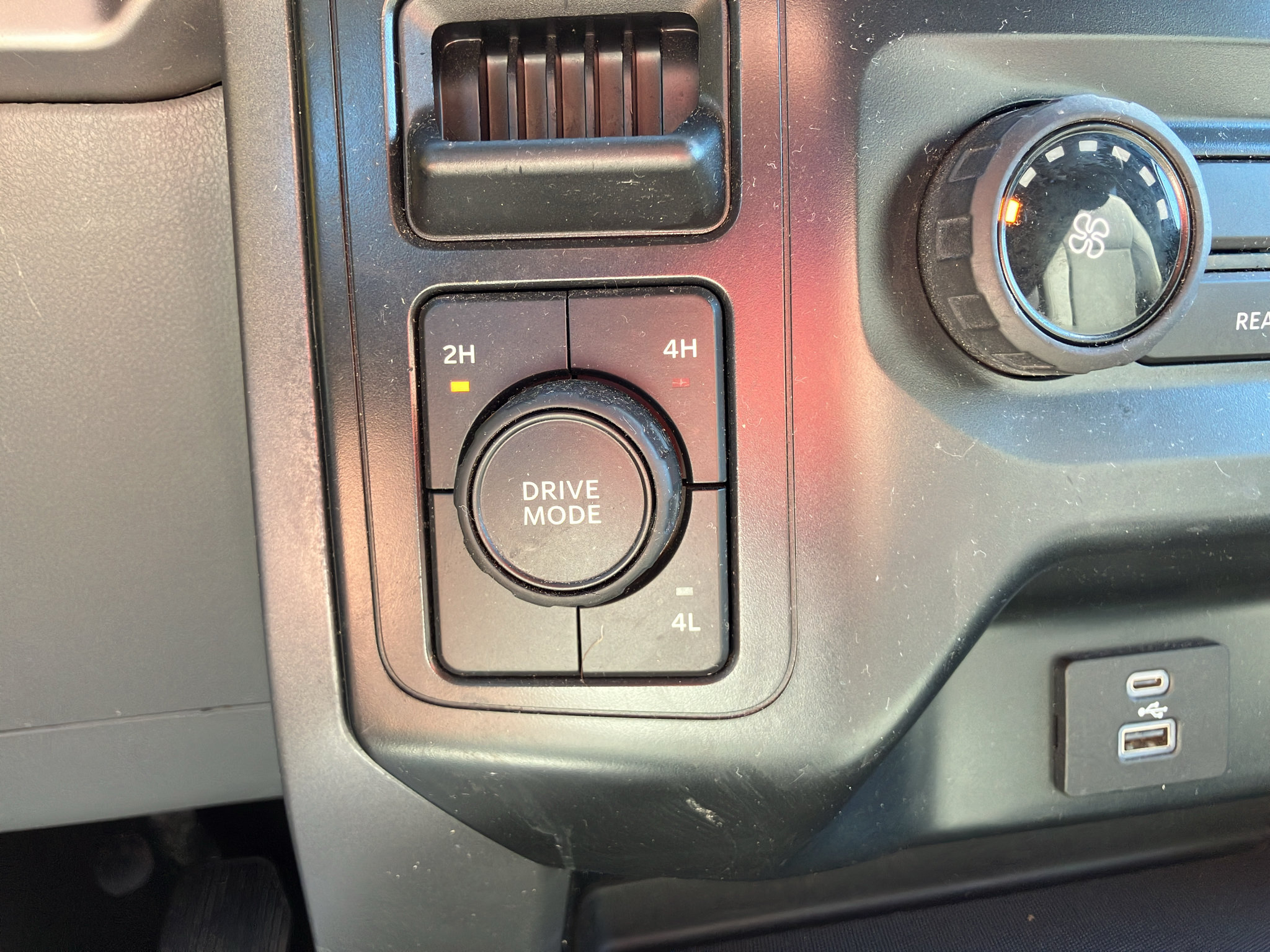 Used 2022 Ford F150 XLT AWD/4WD image 24