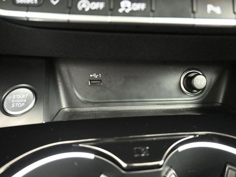 Used 2022 Audi A4 2.0T Premium image 22