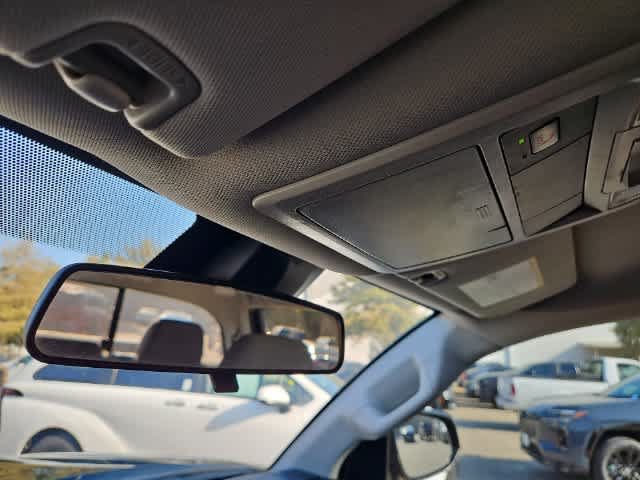 Used 2022 Toyota Tacoma SR AWD/4WD image 26