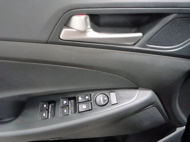 Used 2019 Hyundai Tucson Sport AWD/4WD image 10