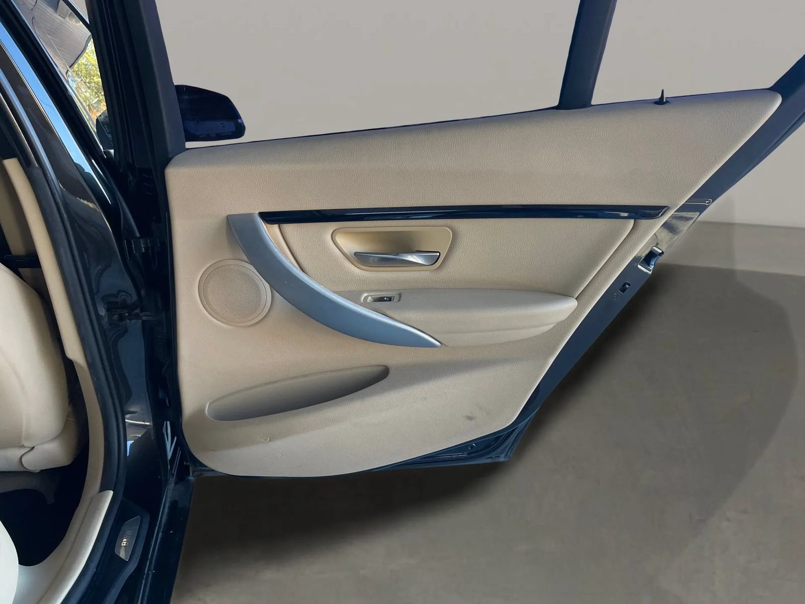 Used 2016 BMW 328i Sedan RWD image 19