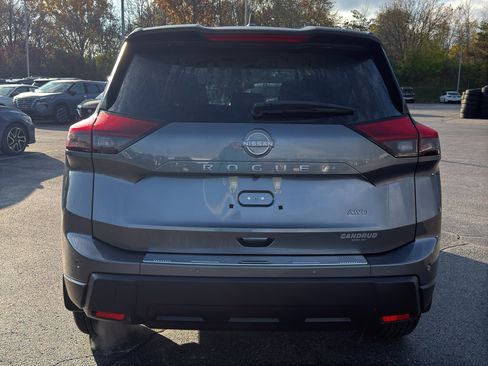 New 2026 Nissan Rogue SV image 7