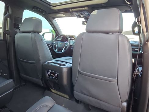 Used 2023 Chevrolet Tahoe LT w/ Luxury Package image 16