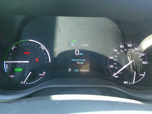 Used 2022 Toyota Sienna XLE FWD image 11
