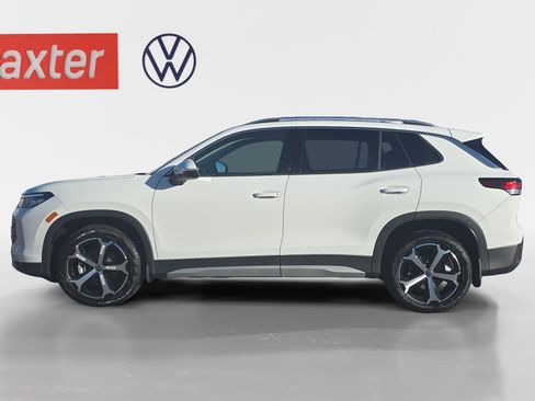 New 2025 Volkswagen Tiguan SE image 5