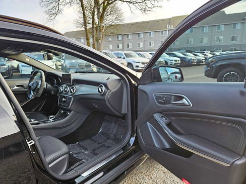 Used 2015 Mercedes-Benz GLA 45 AMG 4MATIC image 10