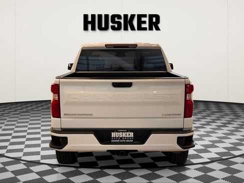 Used 2023 Chevrolet Silverado 1500 Custom AWD/4WD image 8