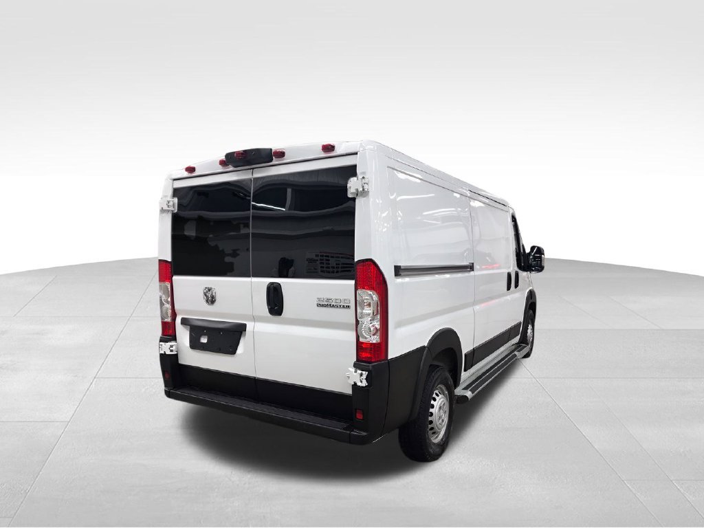 Used 2025 RAM ProMaster 2500 w/ U-Haul Equipment Group FWD image 21