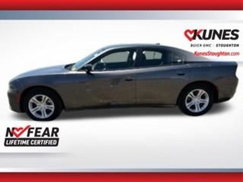 Used 2023 Dodge Charger SXT RWD image 5