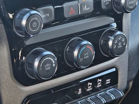 New 2025 RAM 1500 Tradesman image 18