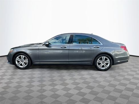 Used 2018 Mercedes-Benz S 560 4MATIC Sedan w/ Premium Package image 9