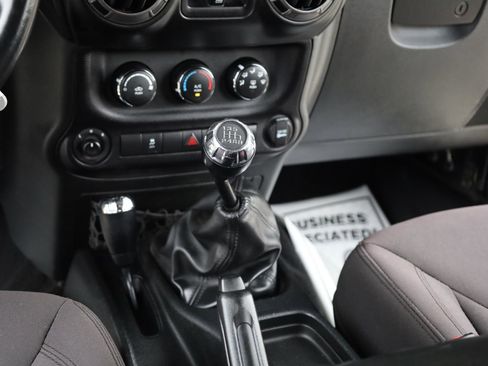 Used 2017 Jeep Wrangler Unlimited Sport w/ Quick Order Package 23S AWD/4WD image 30