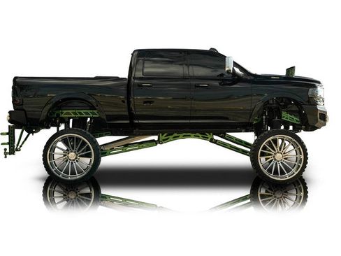Used 2021 RAM 2500 Laramie AWD/4WD image 2