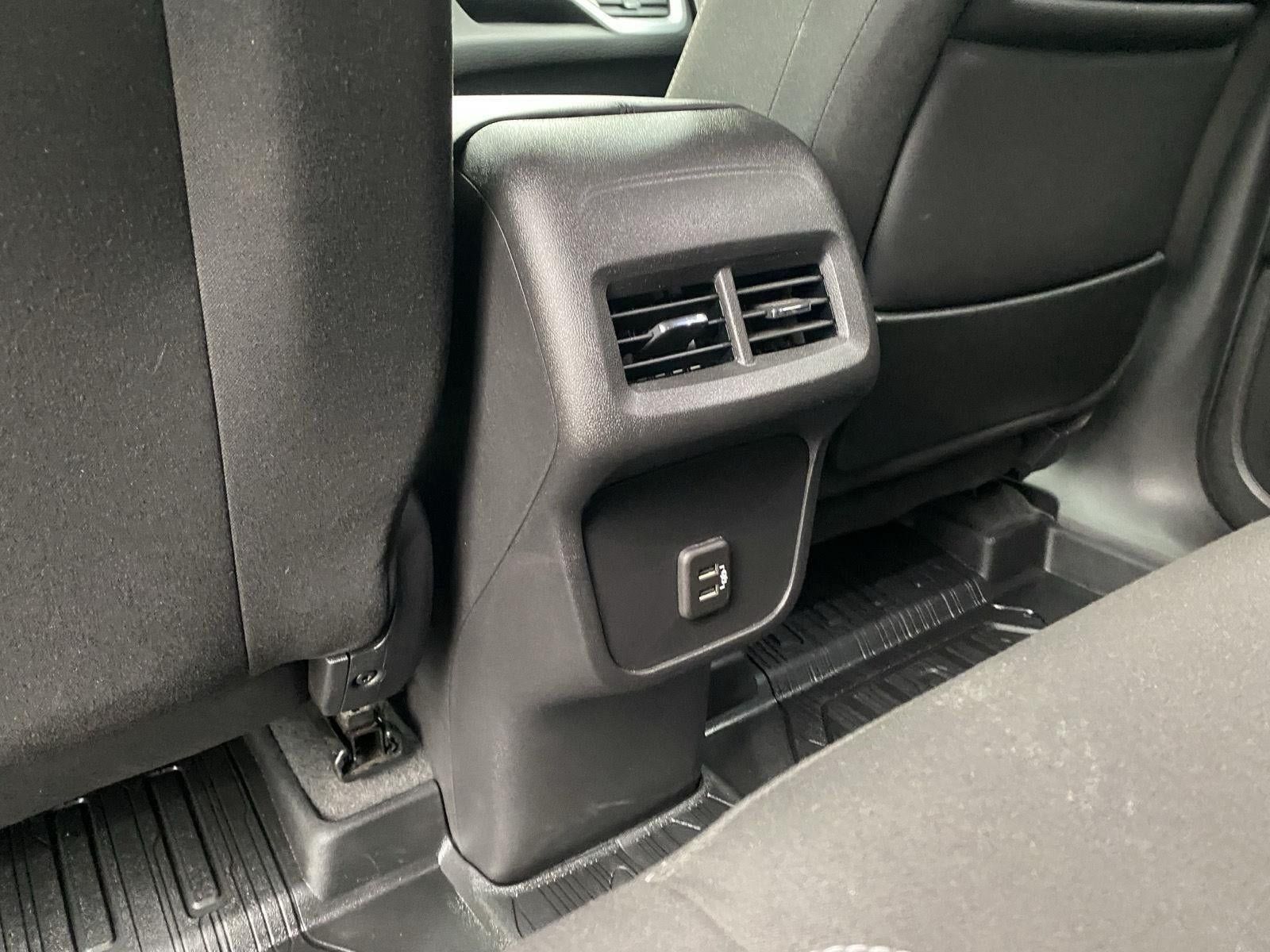 Used 2024 GMC Terrain SLE w/ Driver Convenience Package AWD/4WD image 25