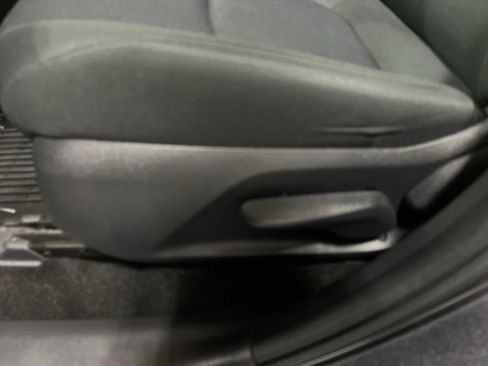 Used 2024 Toyota RAV4 LE AWD/4WD image 14