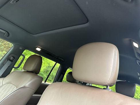 Certified 2024 Nissan Armada Platinum w/ Captain's Chairs Package AWD/4WD image 34