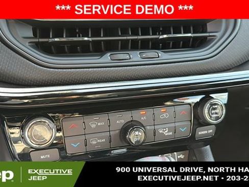 New 2025 Jeep Compass Limited w/ Sun & Sound Group image 17