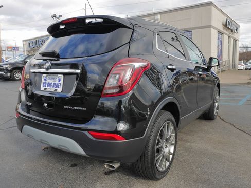 Used 2019 Buick Encore Sport Touring image 7