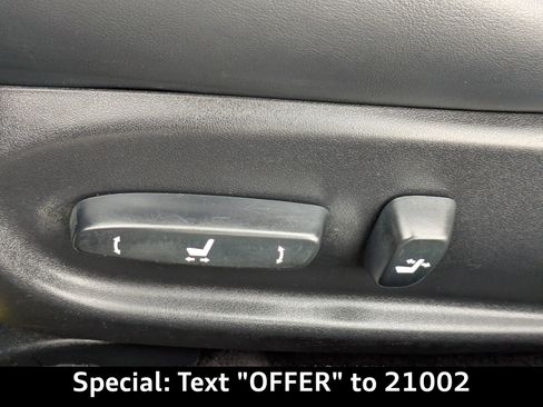 Used 2015 Lexus IS 250C w/ Luxury Package image 20