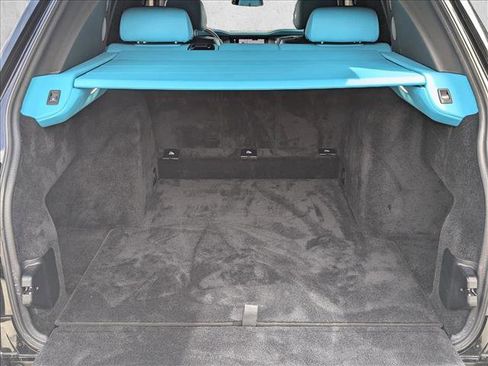 Used 2024 Rolls-Royce Cullinan image 6