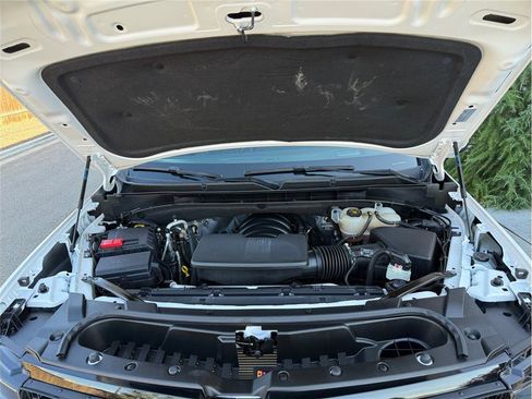 Used 2023 Cadillac Escalade ESV Sport Platinum w/ LPO, ONYX Package image 50