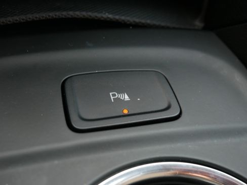 Used 2023 Chevrolet Equinox LT AWD/4WD image 29