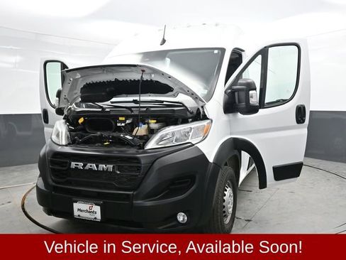 Used 2025 RAM ProMaster 2500 w/ Convenience Group image 40