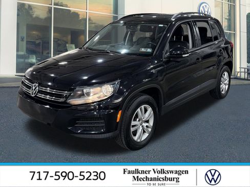 Used 2017 Volkswagen Tiguan S image 1