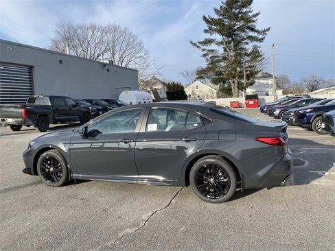 New 2026 Toyota Camry SE image 2