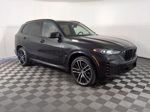 New 2026 BMW X5 M60i w/ Climate Comfort Package image 6