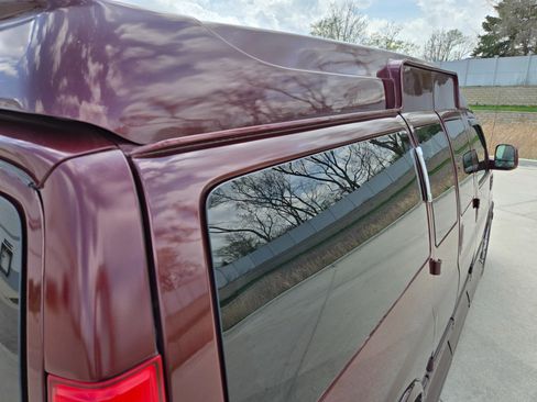 Used 2012 GMC Savana 1500 RWD image 54