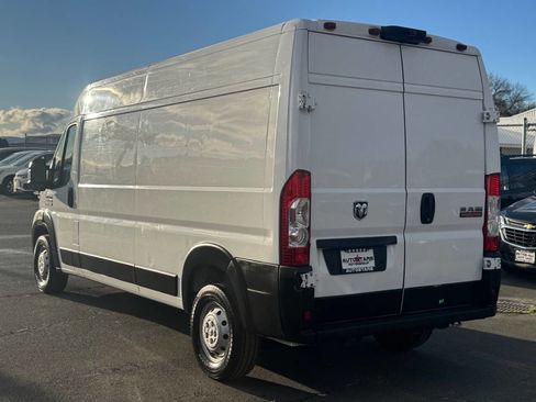 Used 2021 RAM ProMaster 2500 image 3