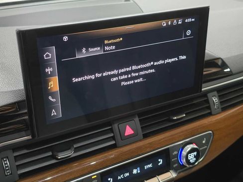 Used 2022 Audi A4 2.0T Premium image 32