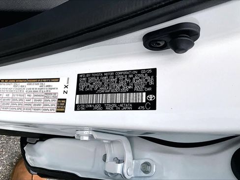 New 2025 Toyota Crown Platinum image 22