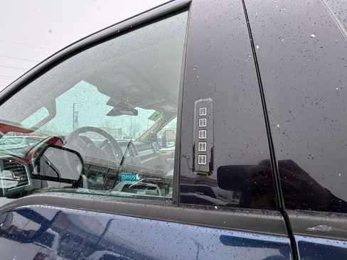 Used 2017 Ford F350 Lariat w/ Lariat Ultimate Package image 11