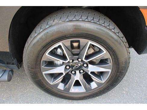 Used 2023 Chevrolet Tahoe Z71 w/ Luxury Package image 34