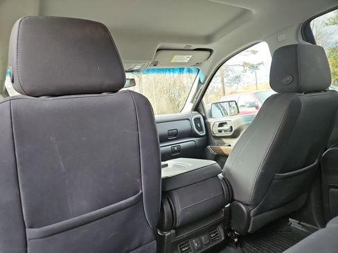 Used 2019 Chevrolet Silverado 1500 LT w/ All-Star Edition image 19