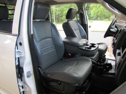 Used 2017 RAM 3500 Tradesman w/ Chrome Appearance Group AWD/4WD image 20