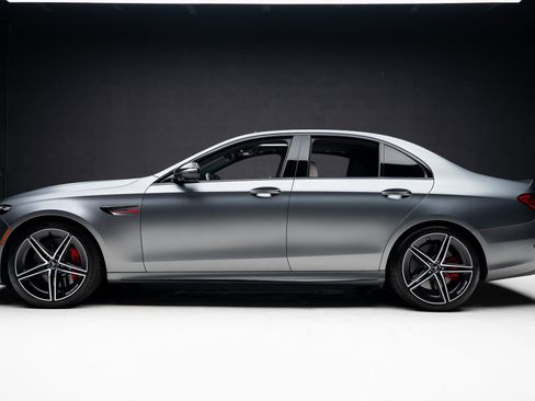 Used 2021 Mercedes-Benz E 63 AMG S image 18