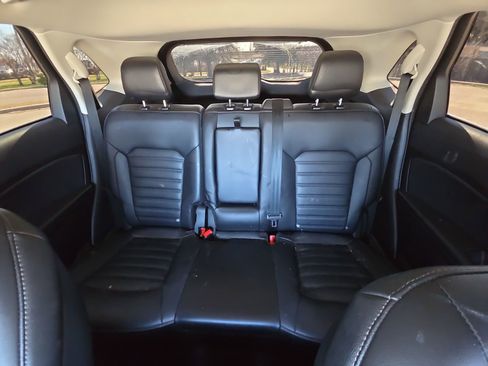 Used 2024 Ford Edge SEL w/ Convenience Package image 21