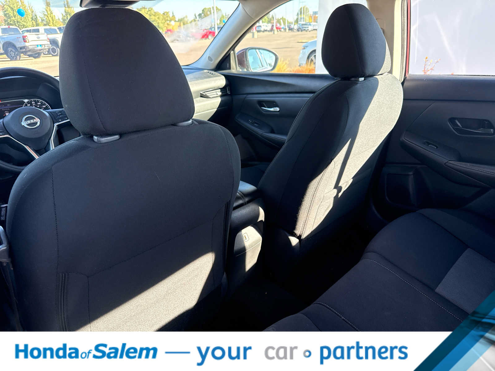 Used 2025 Nissan Sentra SV FWD image 12