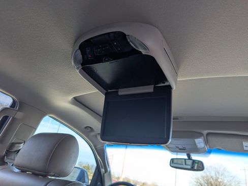 Used 2015 Toyota Sequoia Limited image 20